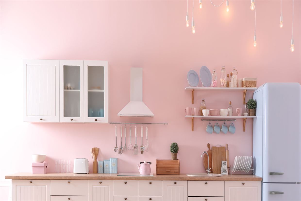 PRETTY PINK The Prop Affair